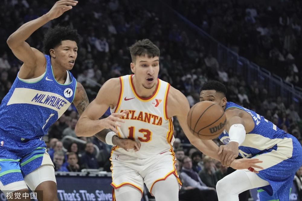 她们巧妙地 她们巧妙地