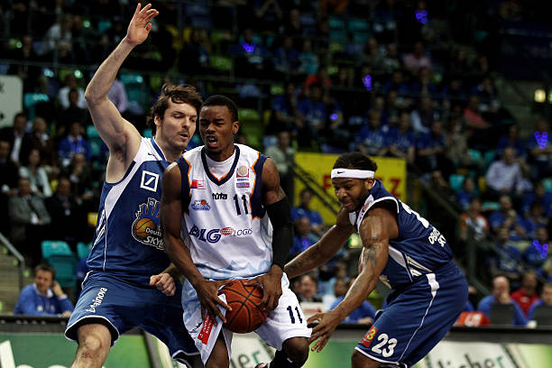 更是一场促 更是一场促