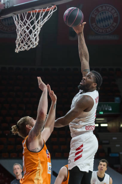 冠军争夺战 冠军争夺战