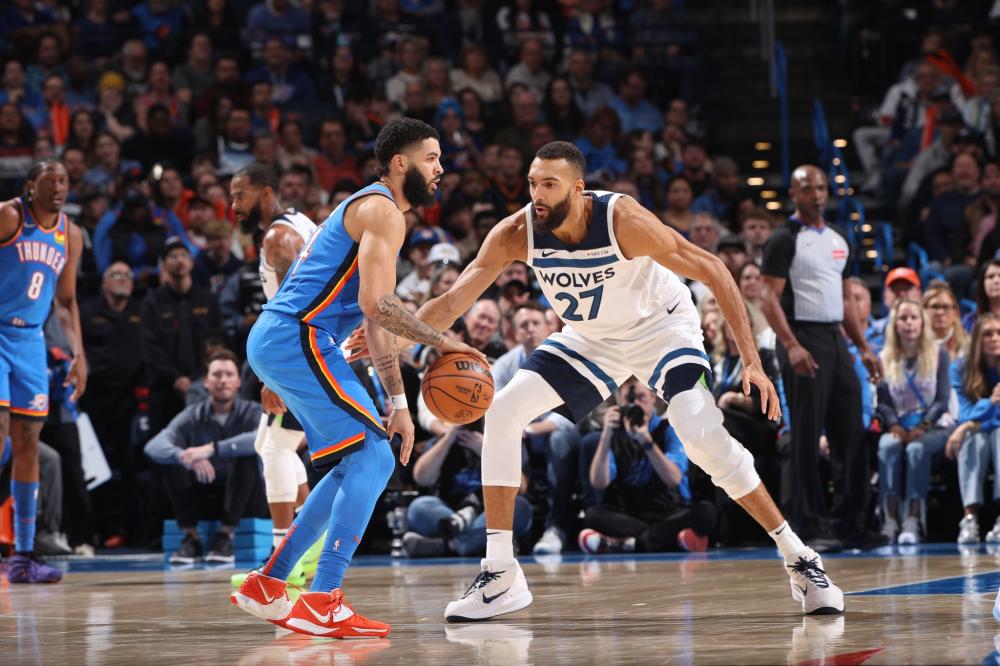 备受瞩目的 备受瞩目的