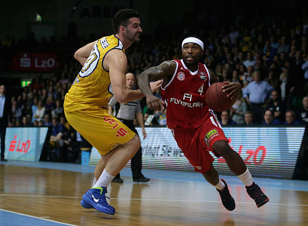 的五人制足 的五人制足