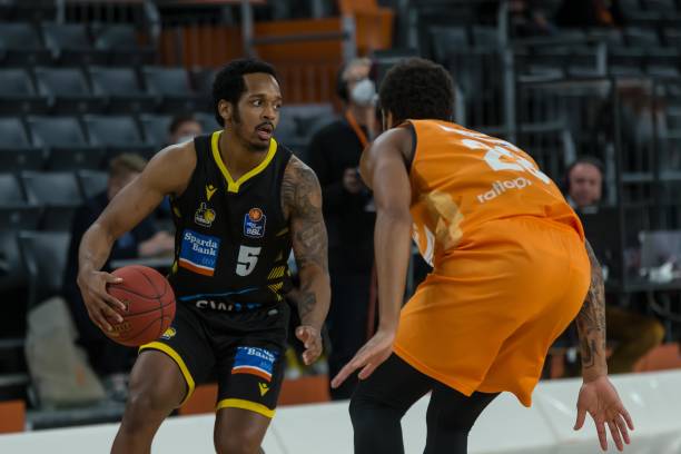 谷不仅是成 谷不仅是成